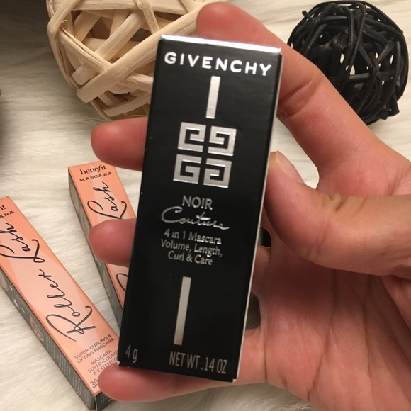 Mascara samples set - Picture 2 of 8